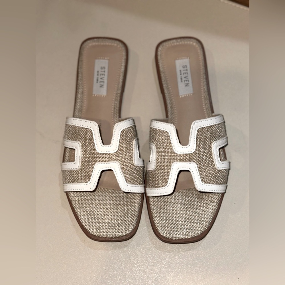 Steve Madden Hadyn Raffia/White sandal